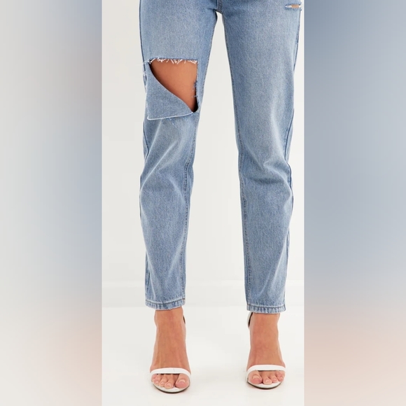 ENGLISH FACTORY HIGH WAIST, RIPPED, RAW HEM MOM JEANS: - Picture 7 of 9